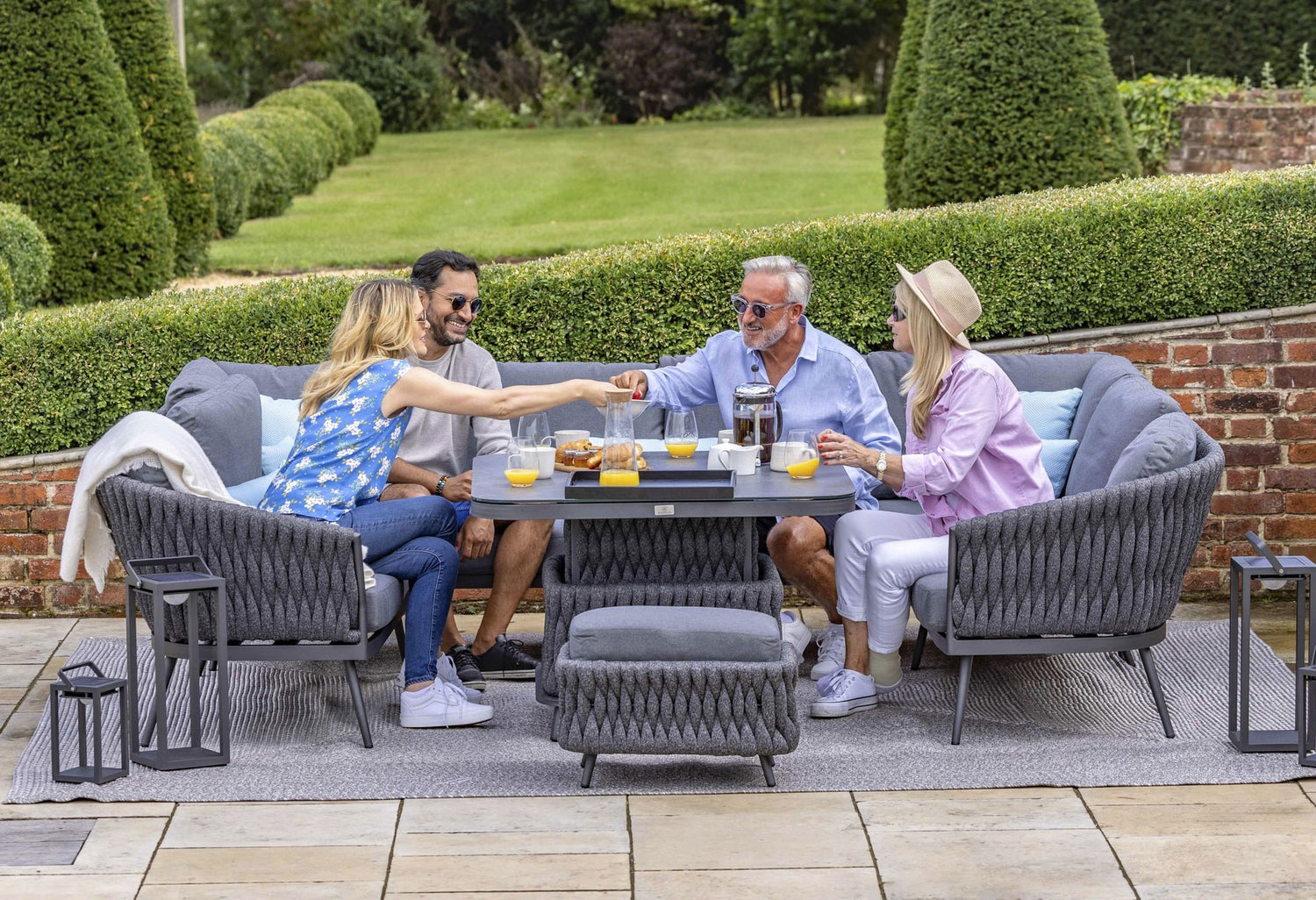 Preparing your Garden for Spring: Get your Furniture Ready for the New Season