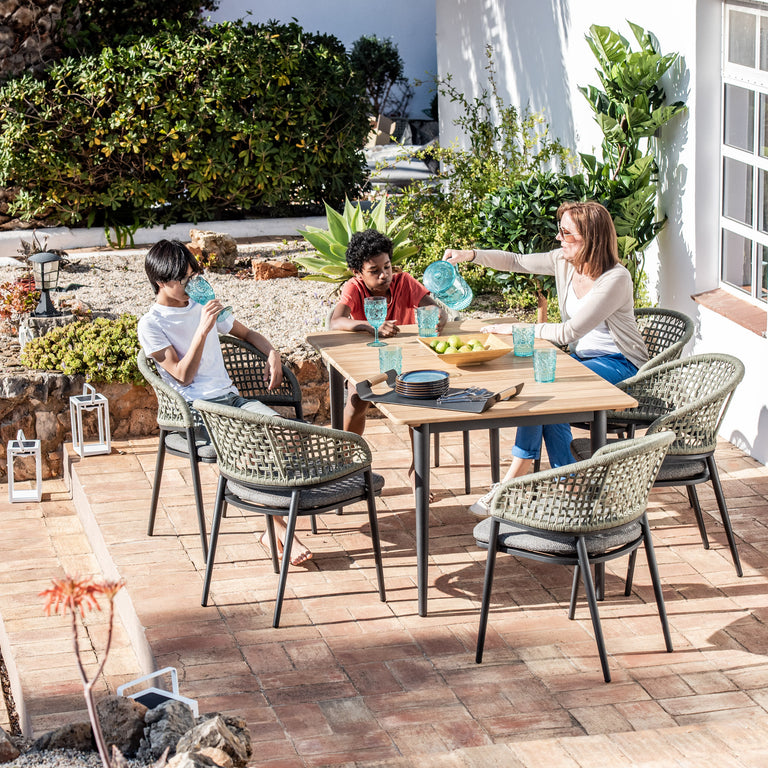 20 Patio Ideas: Unrivalled Luxury For Exquisite Outdoor Spaces