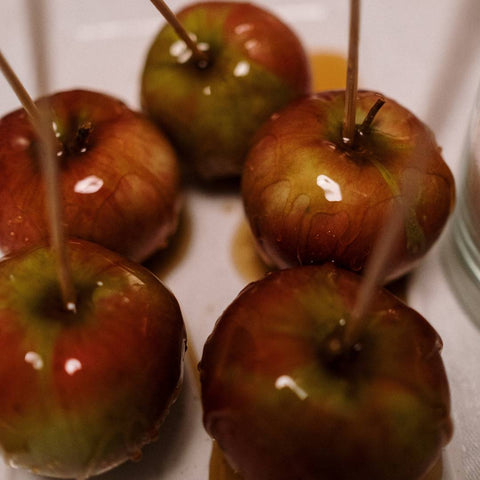 Carmel Candy Apples