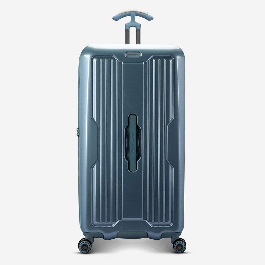 trunk luggage with wheels