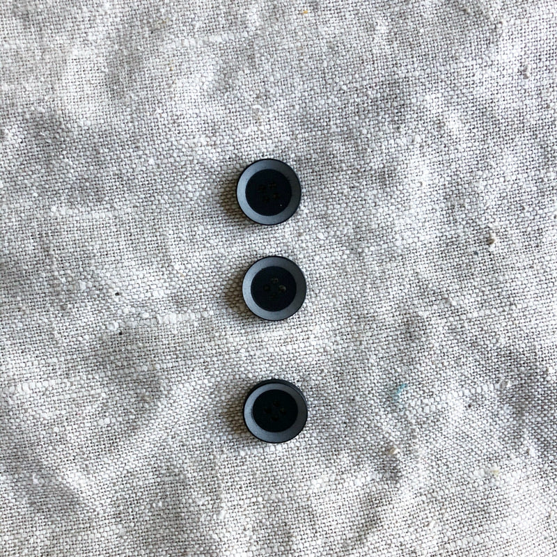 Download Plastic Two-Color Buttons - Wildfiber Studio