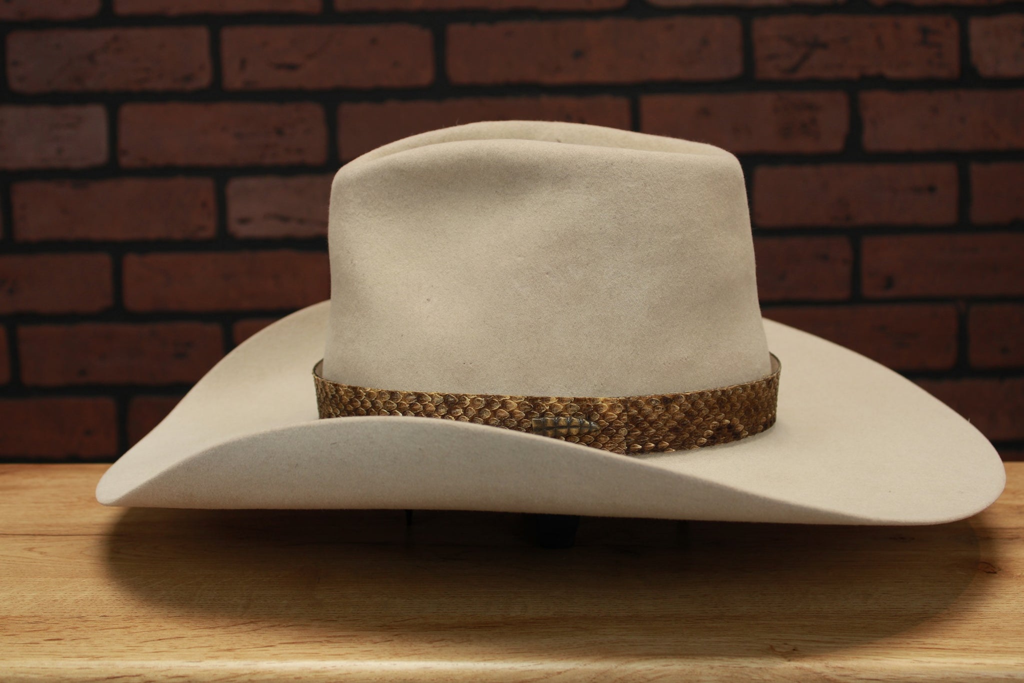 john wayne shootist hat