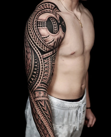 Black-white-contemporary-arm-tribal-tattoo-design | More Gre… | Flickr