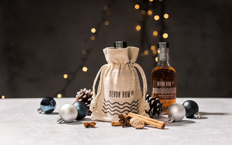 Devon Rum Company 20cl Premium Spiced Rum in Christmas Gift Bag 