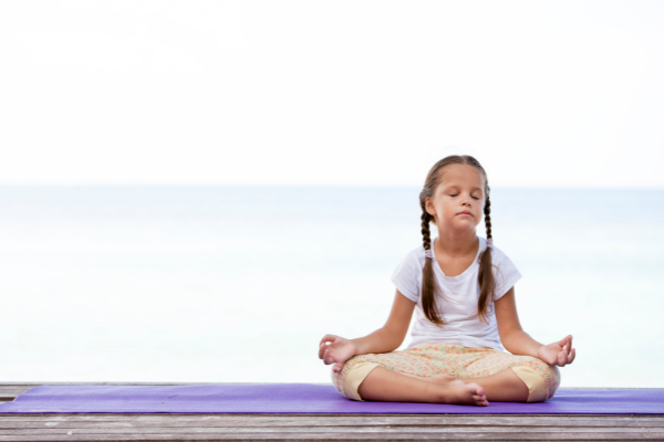 respire la formation de professeur de yoga pour enfants arc-en-ciel - aventure de pleine conscience avec des animaux conscients