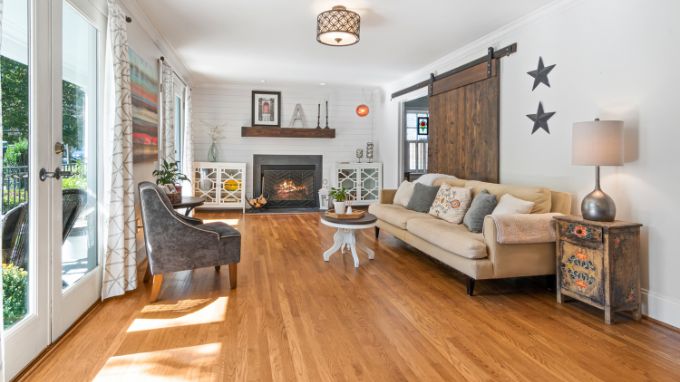 Home with beautiful hardwood flooring | Word of Mouth Floors in Canada