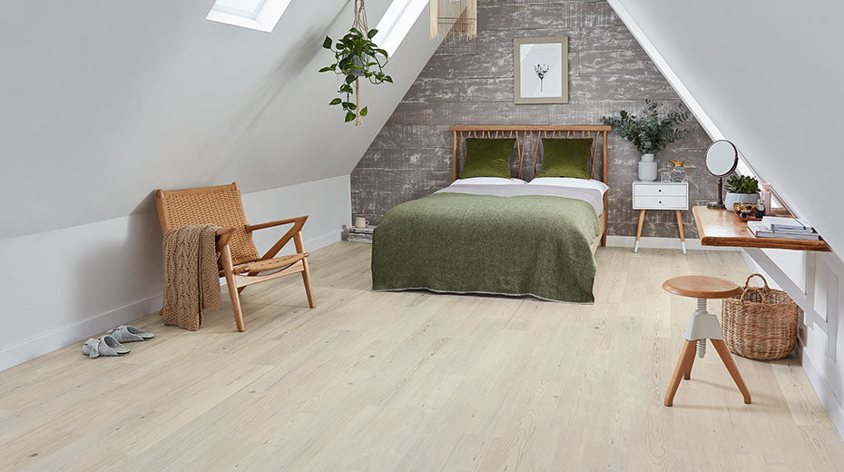 Flooring that can help look a small room big 