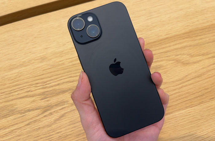 【実機レポ】iphone15のブラック。カラーと合うスマホケースを紹介！