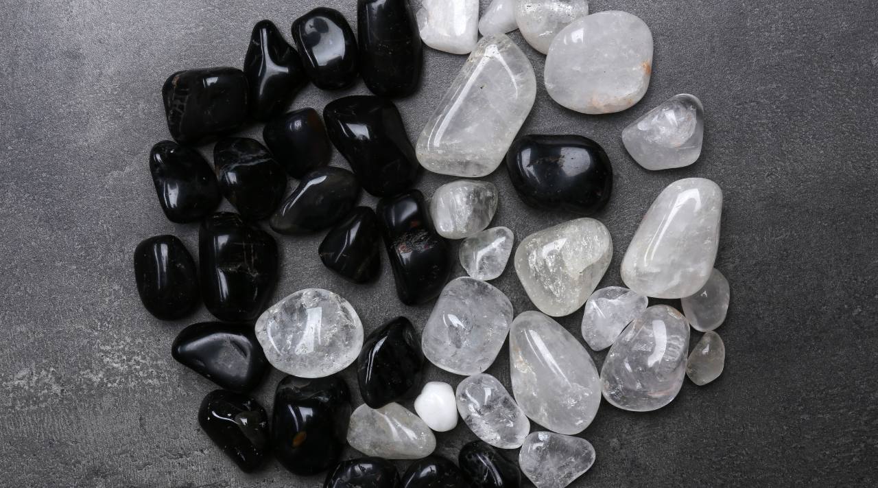 Black Onyx Stone: Properties, Benefits & Meanings - Blue Earth Gems