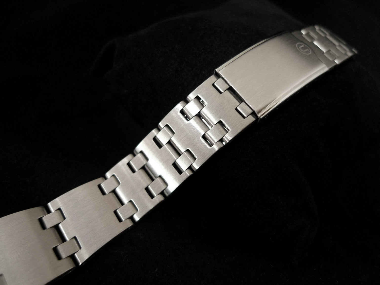 Wide-Link Bracelet (Seiko 6138/Chronographs) – Uncle Straps