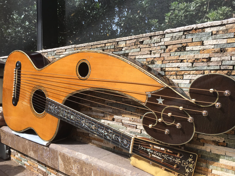 black rickenbacker guitar