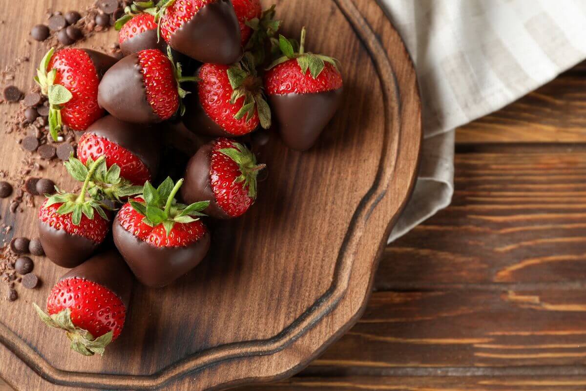Chocolate Dipped Strawberries Recipe For Lazy Sunday