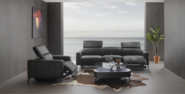 The Samoa 3 Seater Electric Recliner Sofa offers an enhanced bounce that guarantees optimal comfort for anyone who sinks into its welcoming embrace.