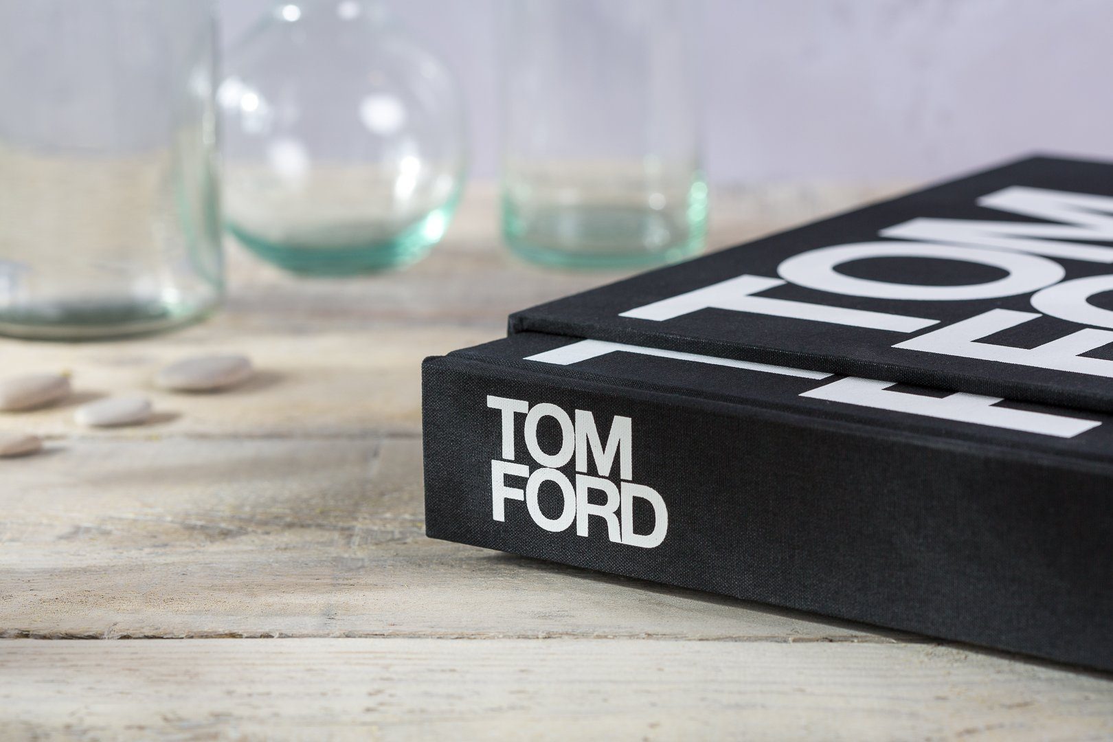 Tom Ford – Shelf