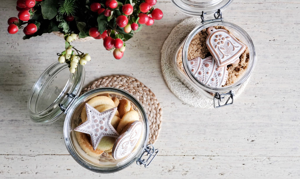 This Convenient Clay Tool Keeps Brown Sugar Fresh