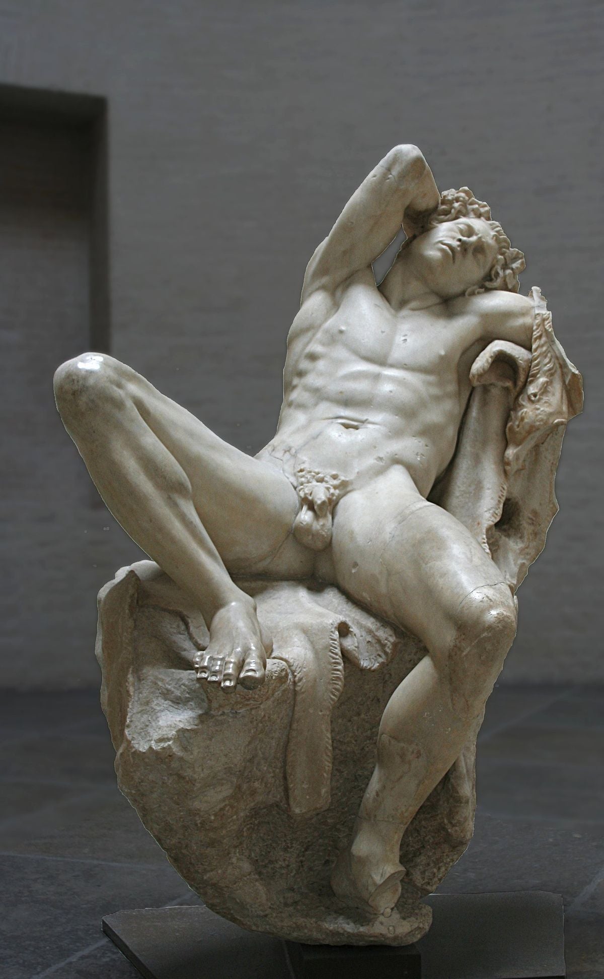 Statue du Faune Barberini par Giuseppe Giorgetti