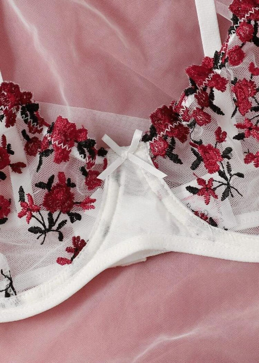 Floral Embroidery Mesh Underwire Lingerie Set Without Liner
