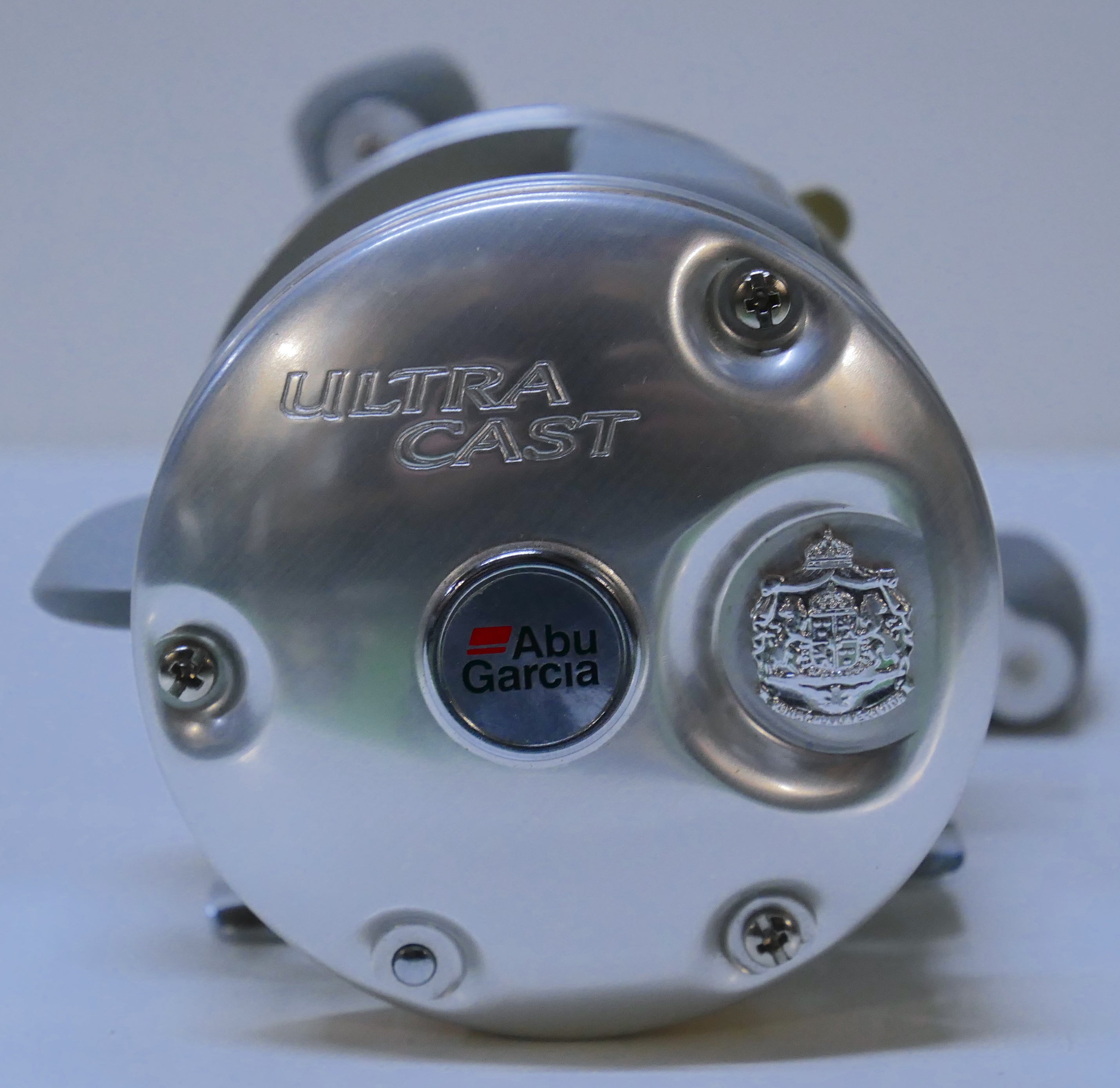 Abu Garcia Ambassadeur Ultra Cast UC 5601C Multiplier Reel – Fish