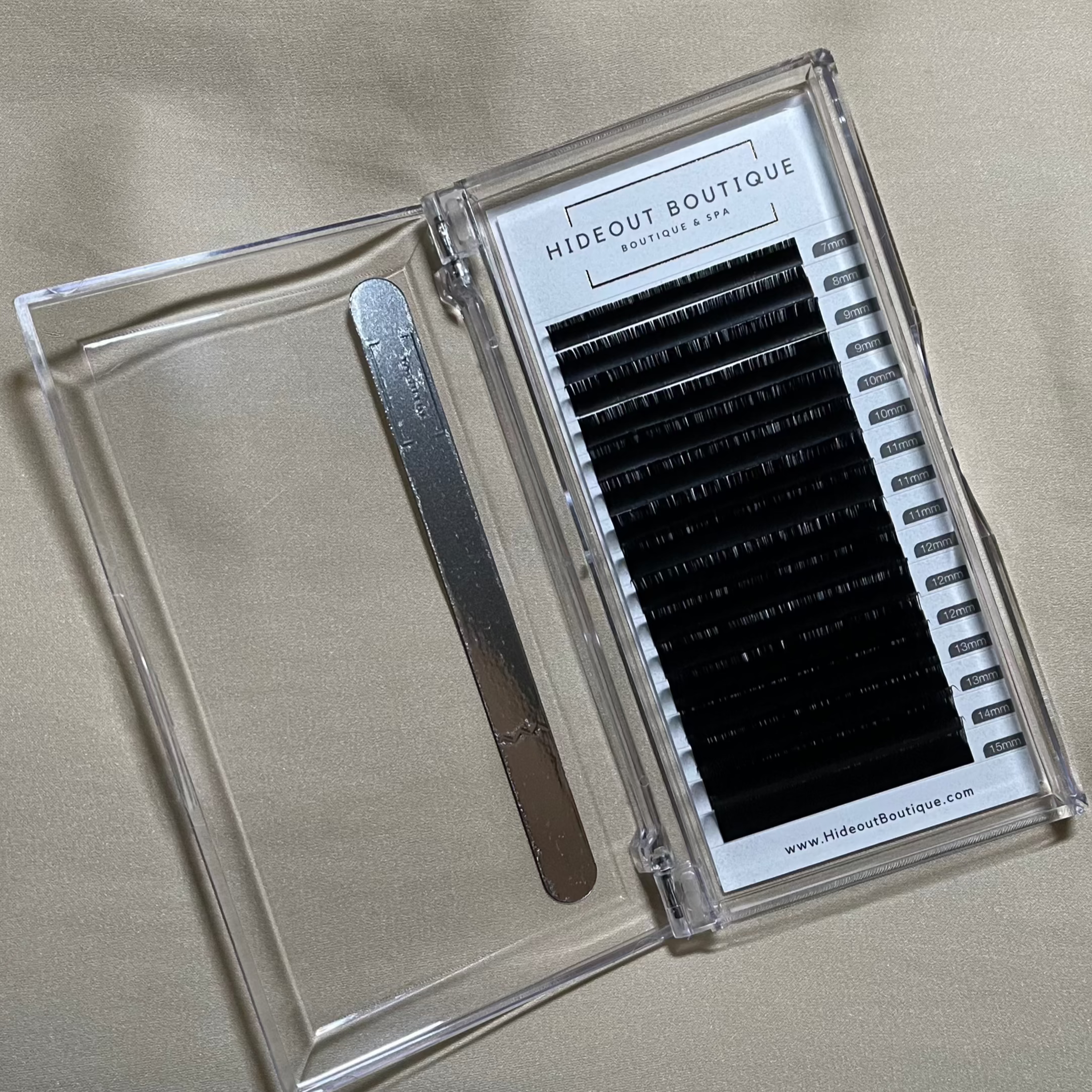 Hideout Classic Super Matte Flat Lashes
