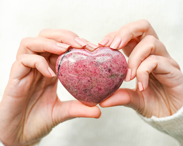 Coeur en rhodonite