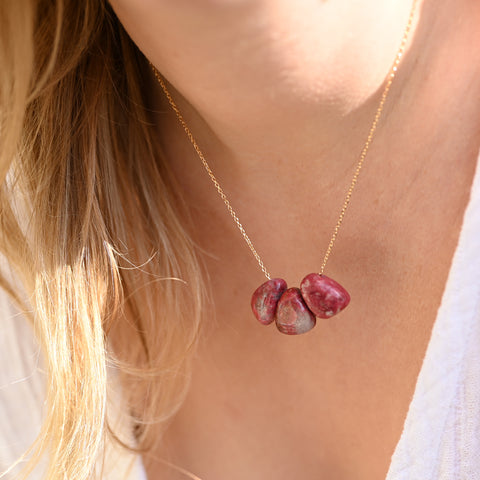 collier thulite