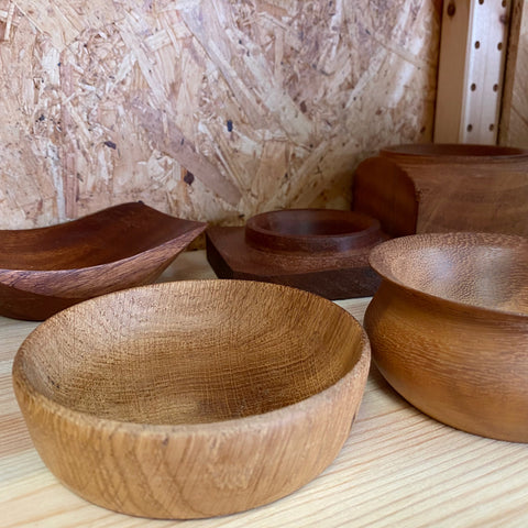 Wooden bowls in a selection of sizes