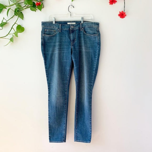 Levi's 711 Skinny Jeans, Size 32 (12) Women's, Blue – Shop Dina's Days