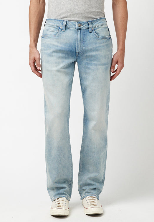 Relaxed Straight Driven Men's Jeans in Sandblasted Light Blue