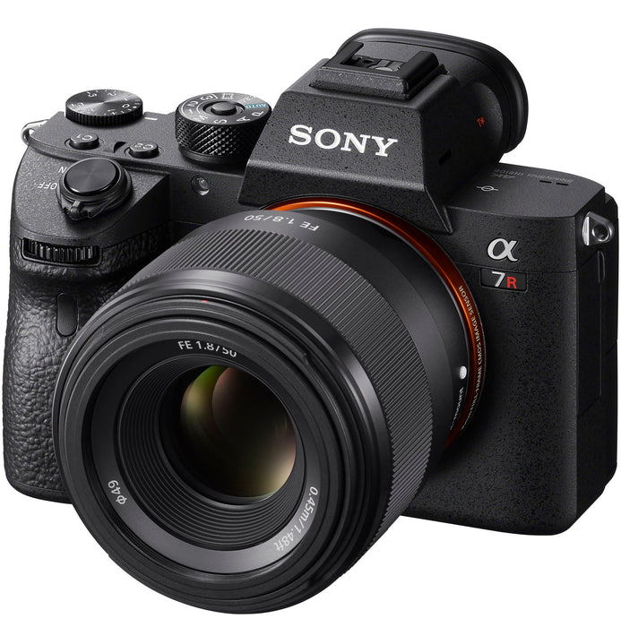 Sony a7R III Mirrorless Full Frame Camera + 50mm F1.8 FE Lens