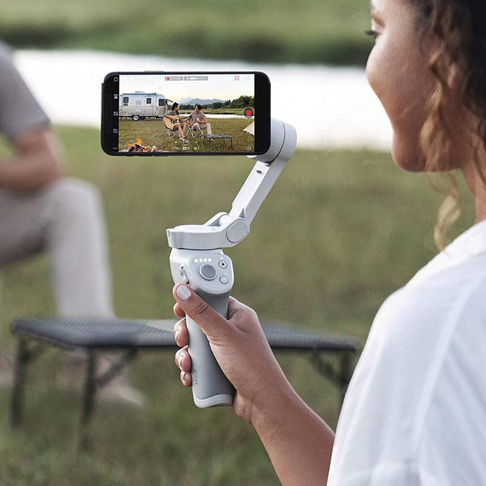 dji om4 se smartphone gimbal