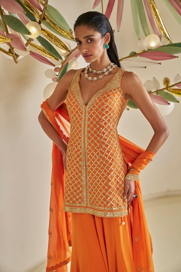 Rajasthani Gota Patti work Suits राजस्थानी और पंजाबी सूट: sharara suit gota  work