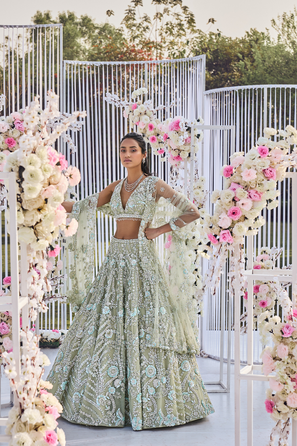 Buy Off White Lehenga Choli In Net Enhanced With Silver Sequins And Mirror  Abla Work Online - Kalki Fashion