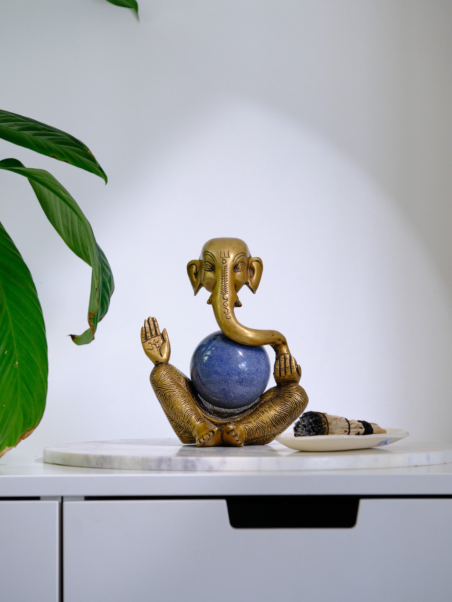 Ganesha Brass Sphere Holder (Medium)