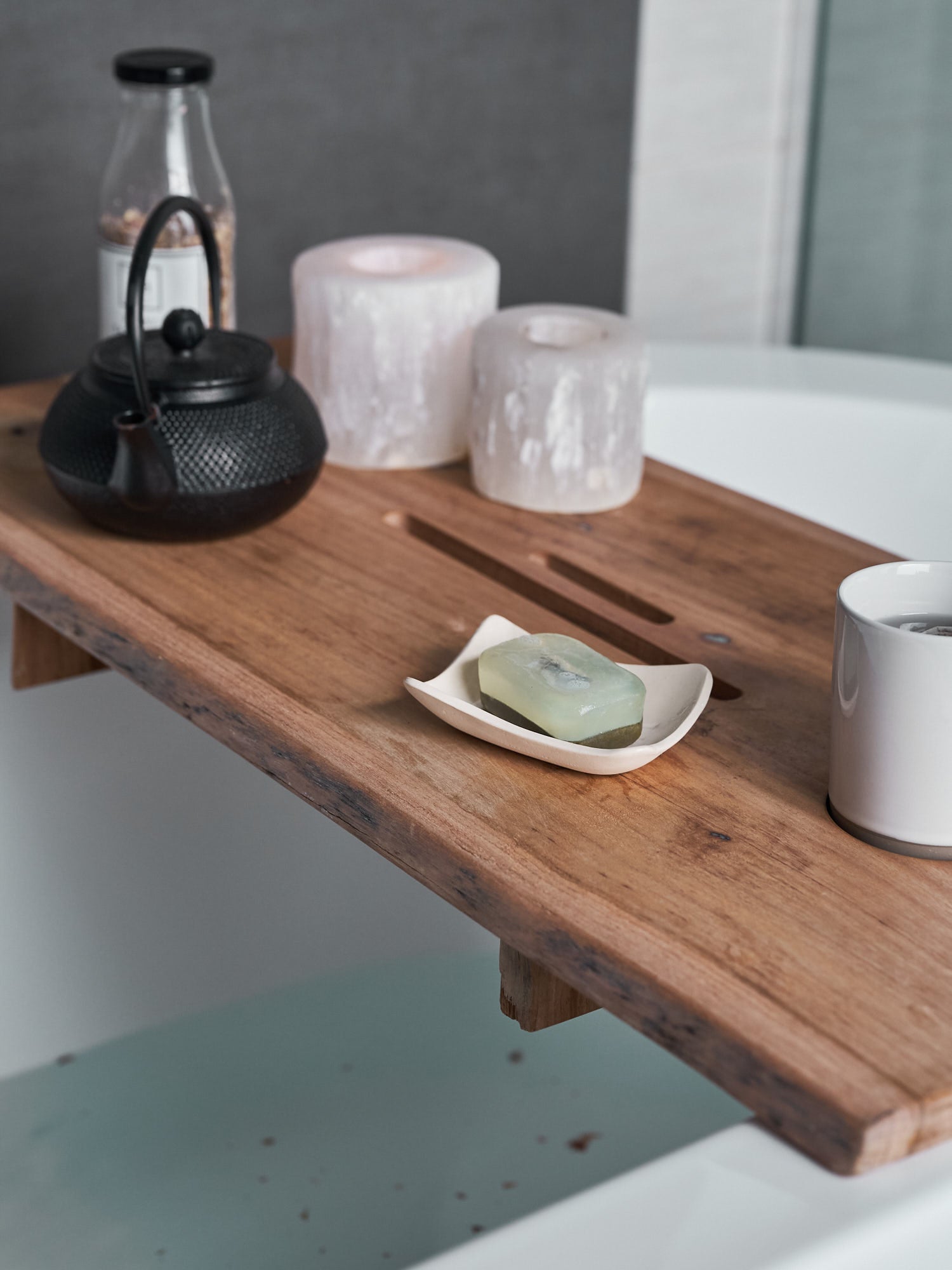 Universal Ceramic Soap Dish