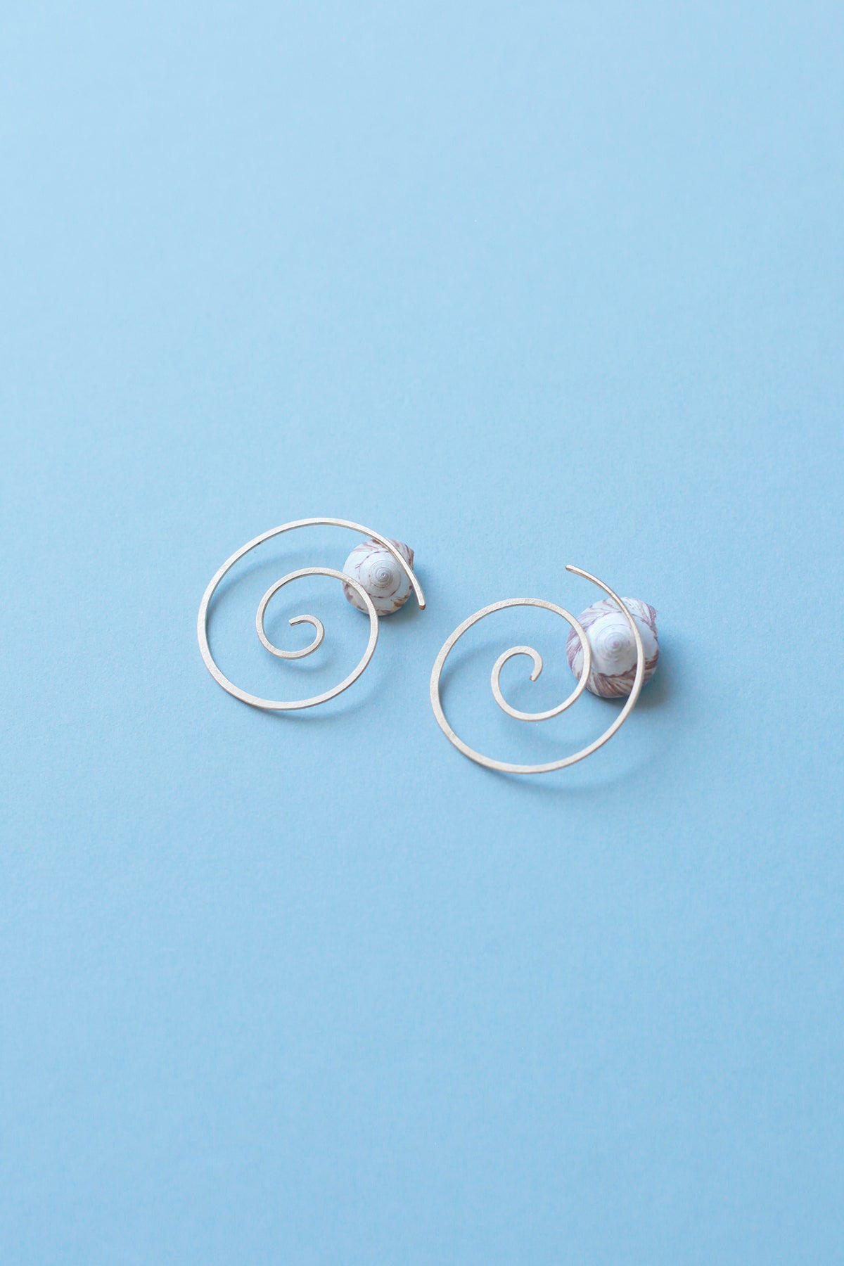 Fixed Air Spiral Hanging Earrings ピアス 日本アウトレット