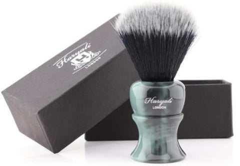 Haryali Luxury Black Hair with White Tip Clean Shave Tool