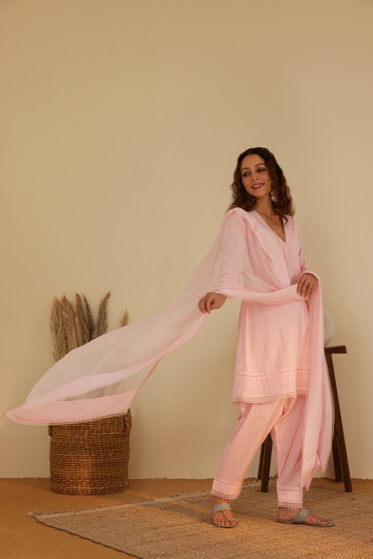 Jhalak Pink Short Kurta With Embroidered Pants Suit Set – Shrutkirti