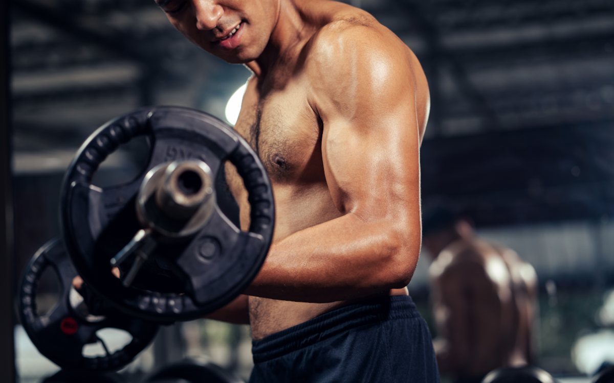 Man doing cutting exercises