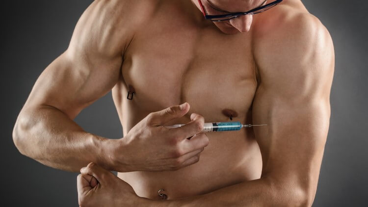 man injects steroids