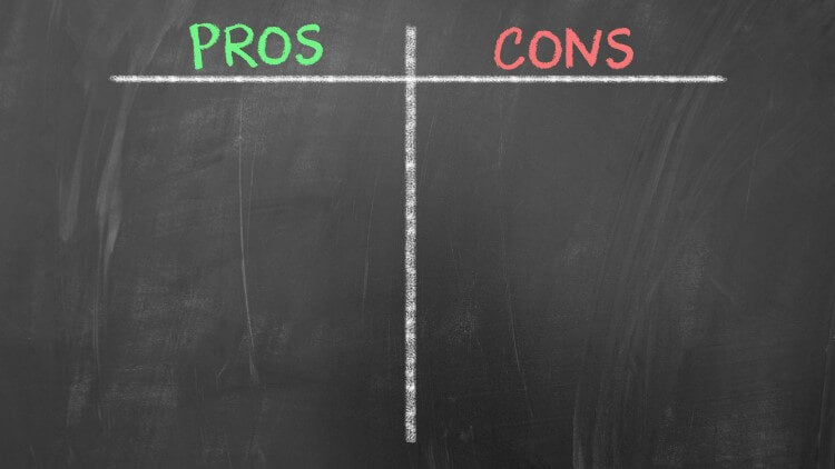 Blackboard with pros and cons column