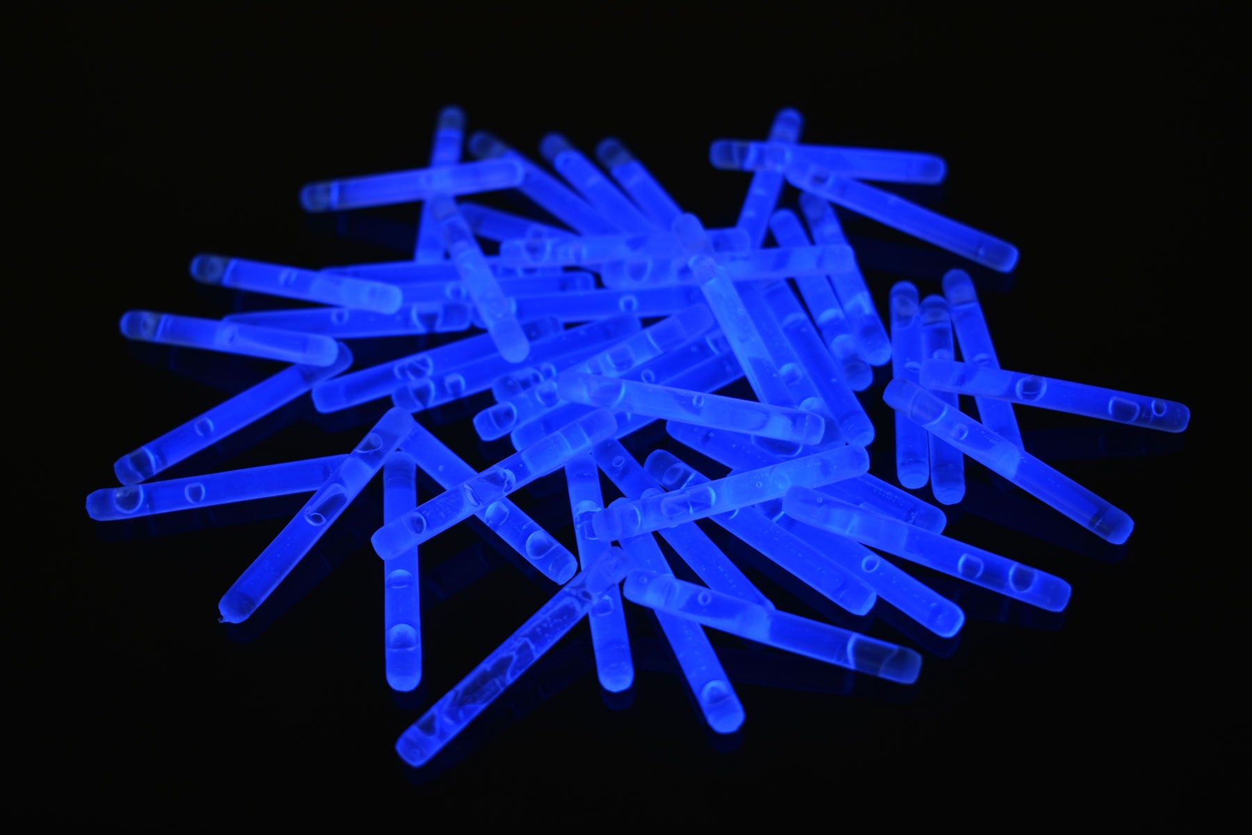 50 Blue Mini Glow Sticks for Fun, Fishing and More