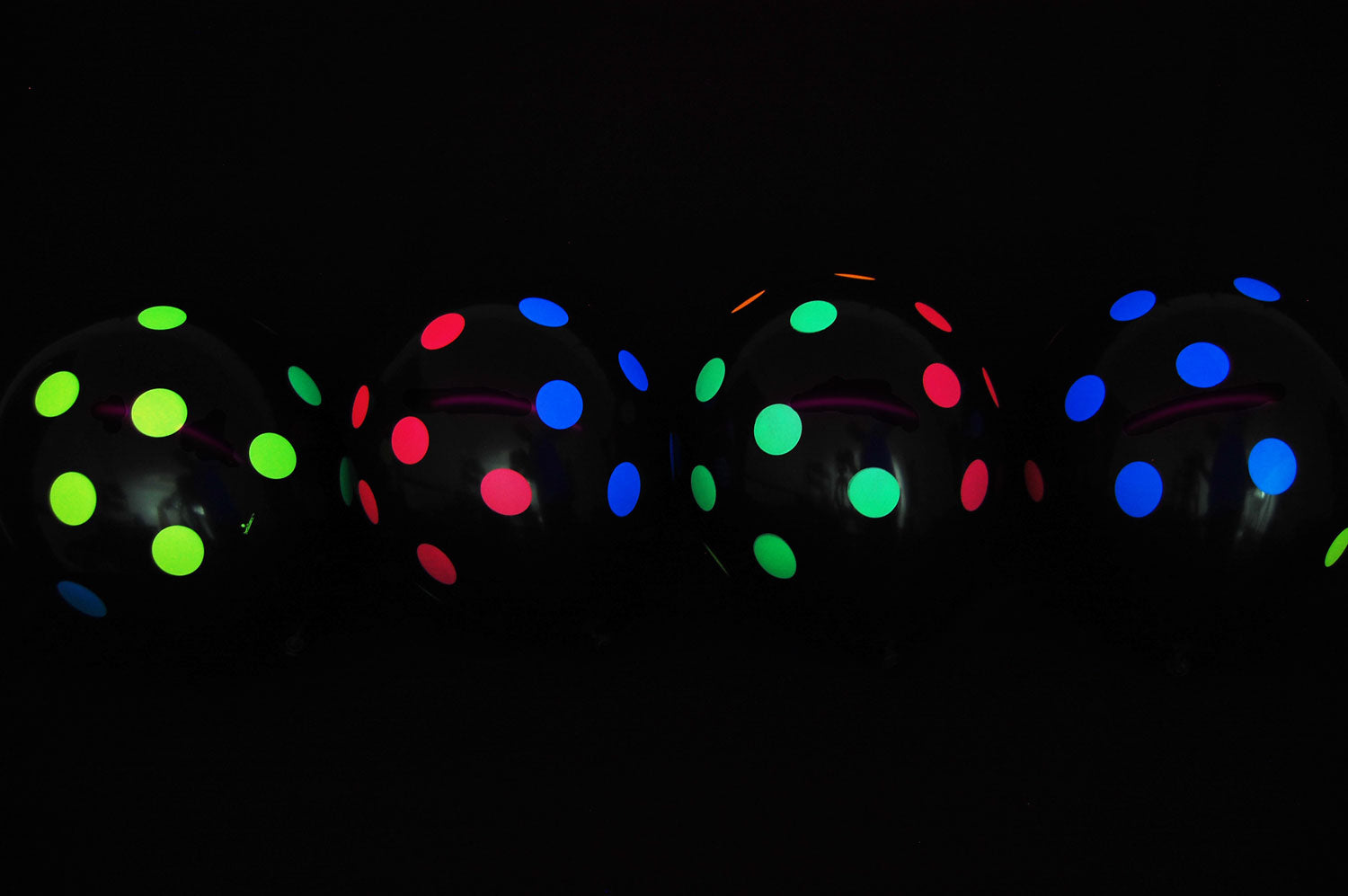 11 inch Blacklight Reactive Fluorescent UV Neon Glow Party Balloons –  DirectGlow LLC