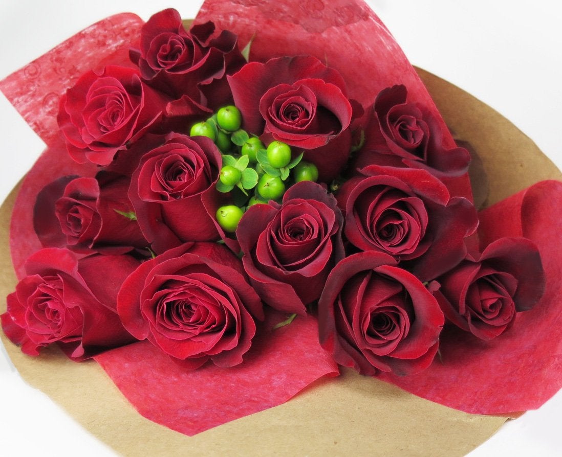 12 Red Roses – Valentine’s