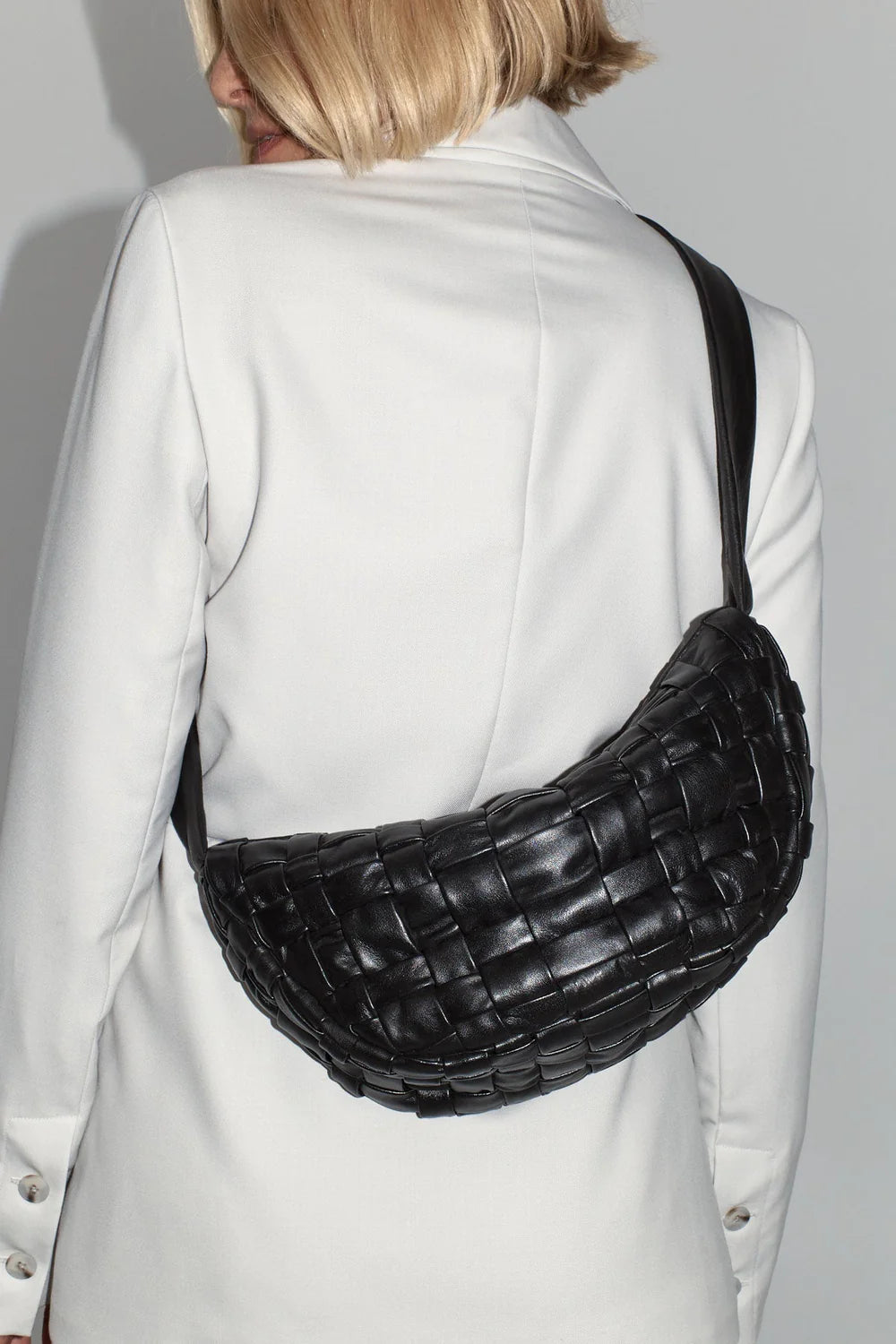 Crescent leather shoulder bag - St. Agni - Women
