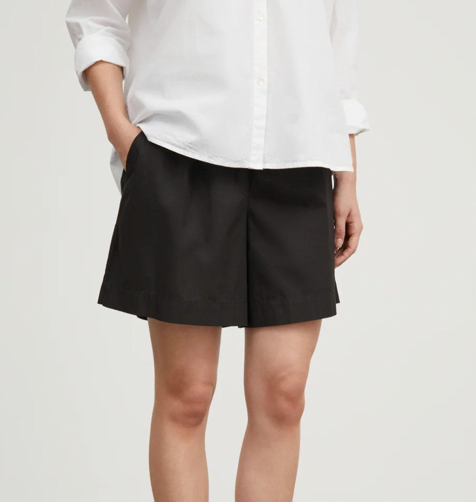 Edgar Shorts, Black