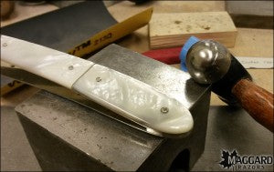 mother-of-pearl-straight-razor-39