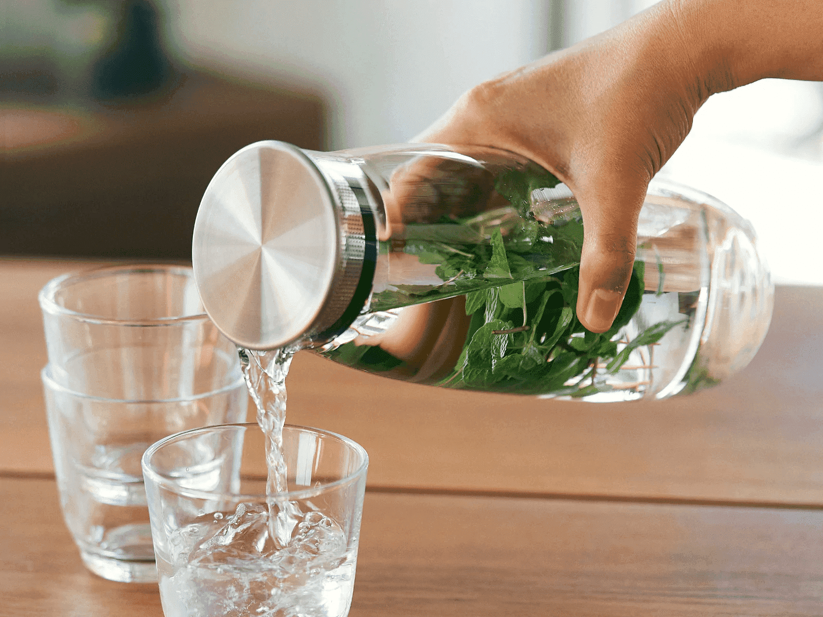 https://cdn.shopify.com/s/files/1/0504/8313/4644/products/UNITEA_water_carafe_1_1L_Minimaru_6_1600x.png?v=1659440521