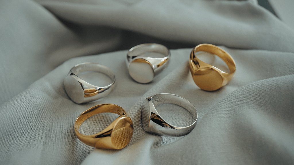 Anillos de oro que se adaptan a tus diferentes looks