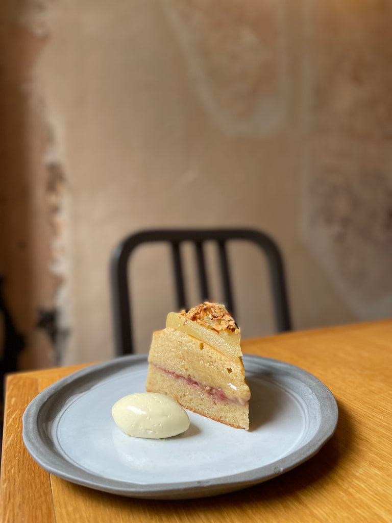 Andalusian Polenta and Almond Cake