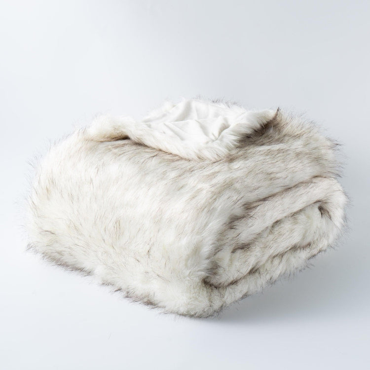 Luxury Faux Fox Fur Blanket | BATTILO HOME